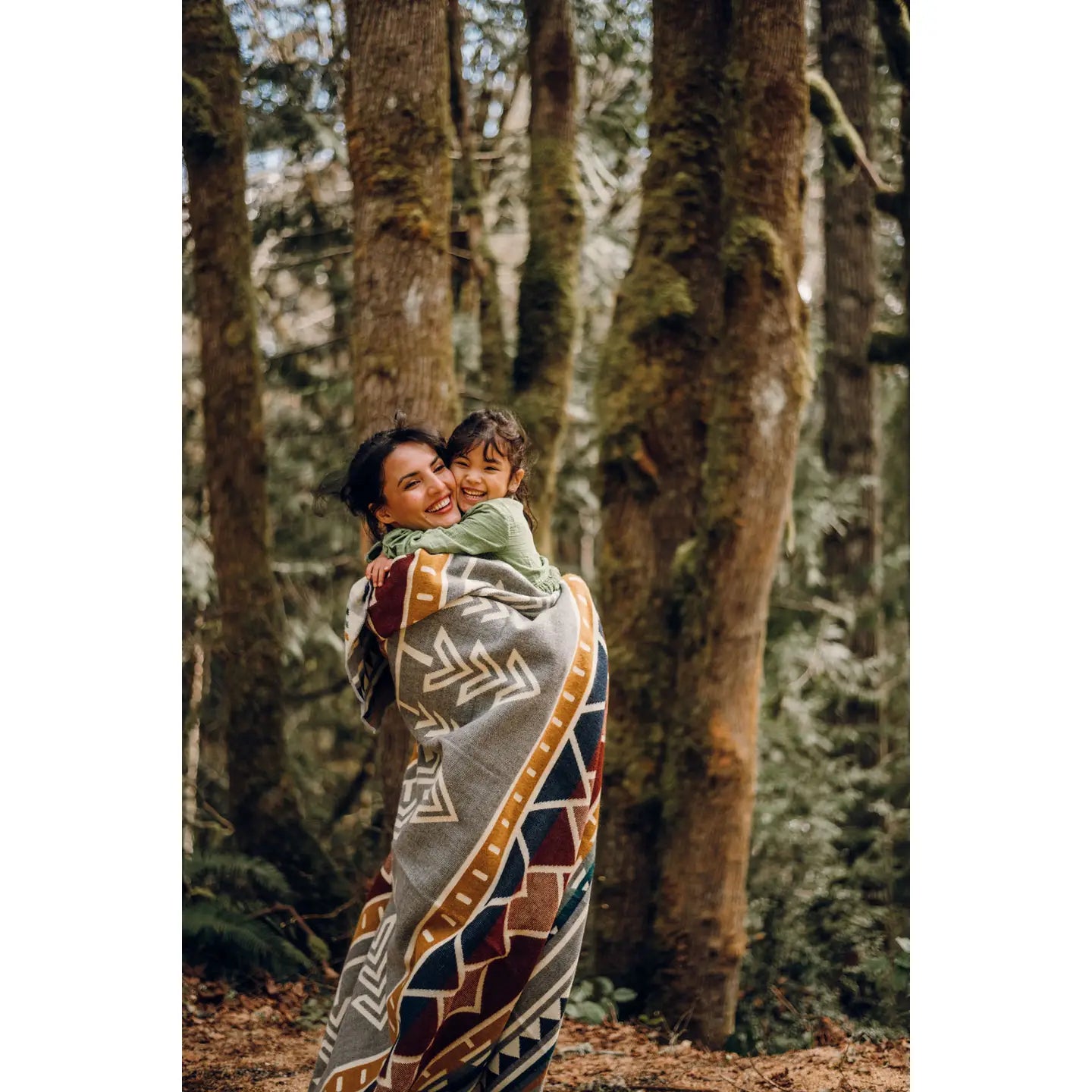 Tree Line Throw Blanket - Aurora Highlands